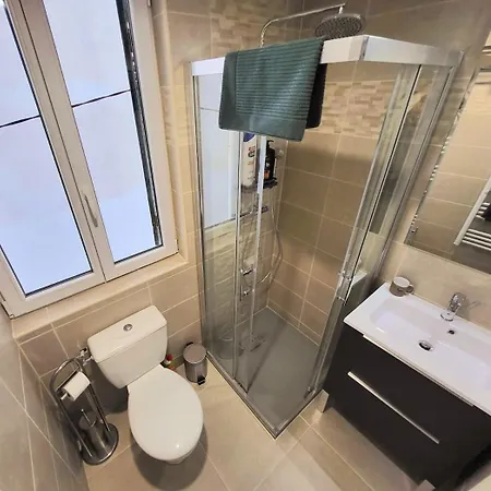 Ribere 3 - 2-room For 4 People, Boulevard De La Grotte Apartment